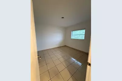 890 NW 39th Street #12, Oakland Park, FL 33309 - Photo 11