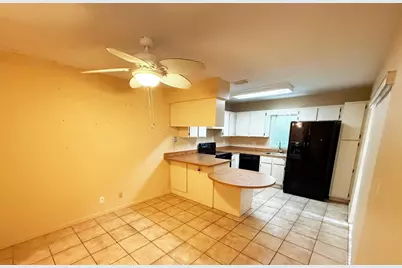 2561 NW 99th Avenue, Coral Springs, FL 33065 - Photo 3