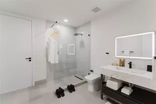 2750 Griffin Rd, Fort Lauderdale, FL 33312 - Photo 19