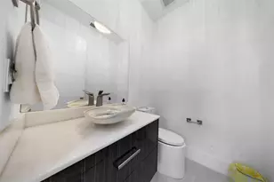 2001 Marietta Dr, Fort Lauderdale, FL 33316 - Photo 69