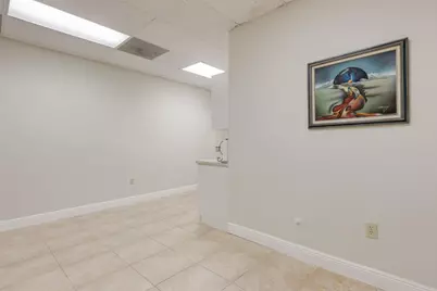 2743 Hollywood Boulevard, Hollywood, FL 33020 - Photo 19