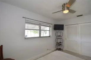 2412 NW 52nd St, Tamarac, FL 33309 - Photo 23