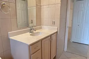 2500 Parkview Dr, Hallandale Beach, FL 33009 - Photo 35