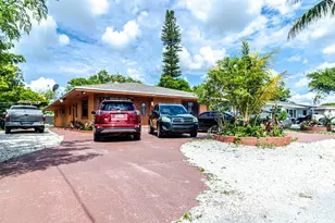 661 SW 28th Way, Fort Lauderdale, FL 33312 - Photo 3