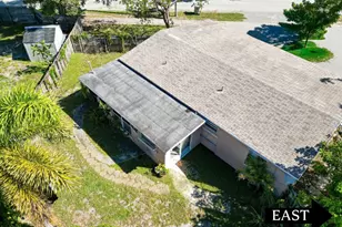 2481 NE 15th Ave, Pompano Beach, FL 33064 - Photo 3