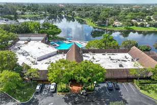 3710 Inverrary Dr, Lauderhill, FL 33319 - Photo 7