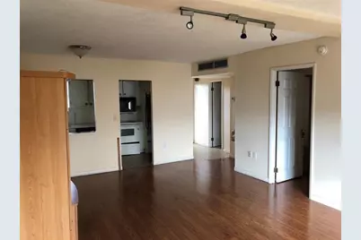 1700 NE 191st Street #401, Miami, FL 33179 - Photo 5