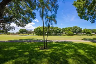 4502 Martinique Way, Pompano Beach, FL 33066 - Photo 29