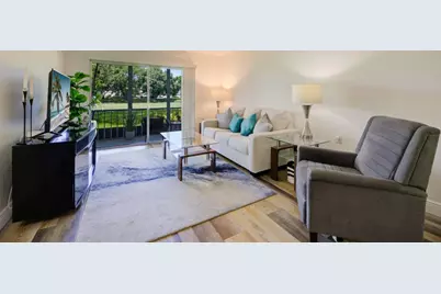 4502 Martinique Way #E1, Pompano Beach, FL 33066 - Photo 9