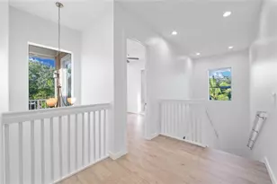 324 SW 14th Ct, Fort Lauderdale, FL 33315 - Photo 13