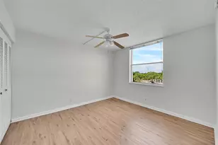 7210 Lake Cir Dr, Margate, FL 33063 - Photo 17