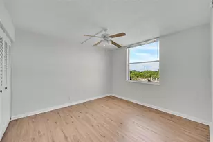 7210 Lake Cir Dr, Margate, FL 33063 - Photo 17