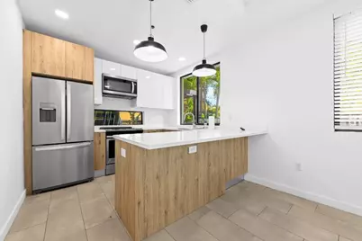 722 NE 15th Avenue #2, Fort Lauderdale, FL 33304 - Photo 5