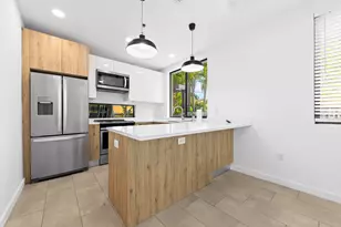 722 NE 15th Ave, Fort Lauderdale, FL 33304 - Photo 5