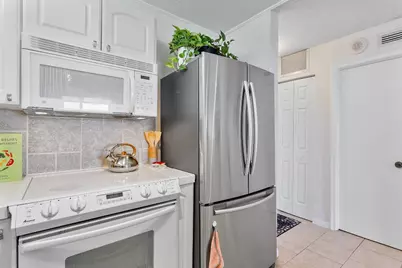 1800 N Andrews Avenue #9i, Fort Lauderdale, FL 33311 - Photo 9