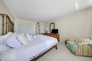 800 Cypress Grove Dr, Pompano Beach, FL 33069 - Photo 11