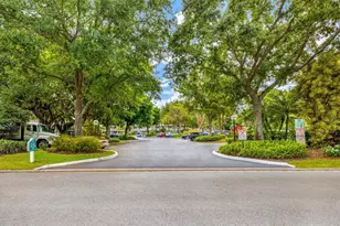 800 Cypress Grove Dr, Pompano Beach, FL 33069 - Photo 29