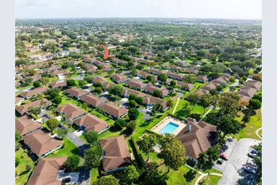 9870 Pecan Tree Drive #B, Boynton Beach, FL 33436 - Photo 5