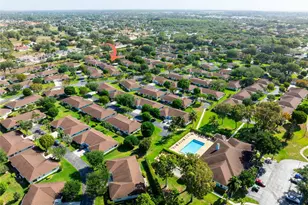 9870 Pecan Tree Dr, Boynton Beach, FL 33436 - Photo 5