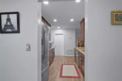 6901 NW 95th Terrace, Tamarac, FL 33321 - Photo 9