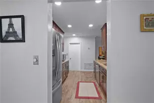 6901 NW 95th Terrace, Tamarac, FL 33321 - Photo 9