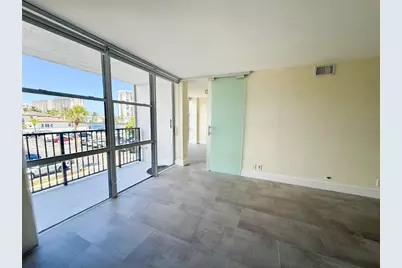 1000 Parkview Drive #319, Hallandale Beach, FL 33009 - Photo 5