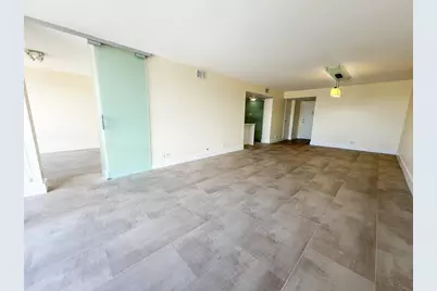 1000 Parkview Drive #319, Hallandale Beach, FL 33009 - Photo 9