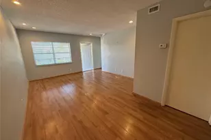 7600 NW 4th Pl, Margate, FL 33063 - Photo 9