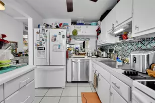 3211 NE 8th St, Pompano Beach, FL 33062 - Photo 13