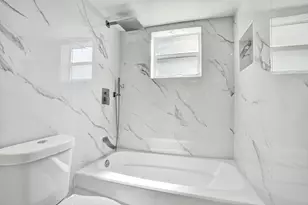 301 SE 3rd St, Dania Beach, FL 33004 - Photo 21