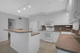 1000 SE 4th St, Fort Lauderdale, FL 33301 - Photo 11