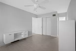 1000 SE 4th St, Fort Lauderdale, FL 33301 - Photo 21