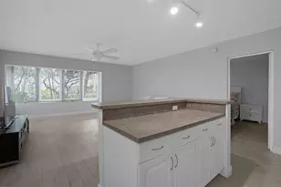 1000 SE 4th St, Fort Lauderdale, FL 33301 - Photo 9