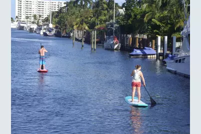 2365 NE 28th Street, Pompano Beach, FL 33064 - Photo 13