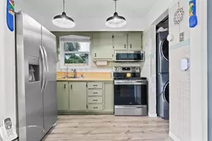 7160 Venetian St, Miramar, FL 33023 - Photo 11