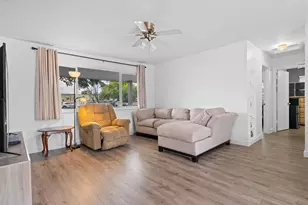7160 Venetian St, Miramar, FL 33023 - Photo 7