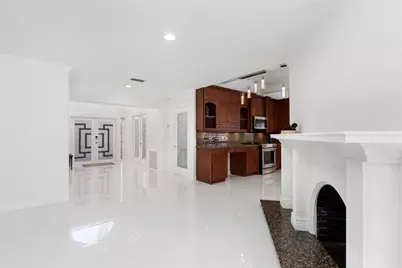 2557 SW 14th Court, Deerfield Beach, FL 33442 - Photo 15