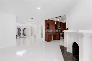 2557 SW 14th Ct, Deerfield Beach, FL 33442 - Photo 15