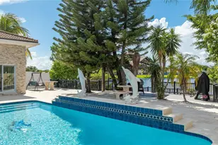 2557 SW 14th Ct, Deerfield Beach, FL 33442 - Photo 33