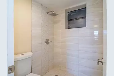 1100 Colony Point Circle #105, Hollywood, FL 33026 - Photo 23