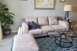 2220 N Cypress Bend Dr, Pompano Beach, FL 33069 - Photo 3