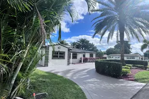 1425 S 25th Ave, Coral Springs, FL 33076 - Photo 3