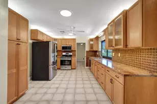 640 SW 62nd Ave, Plantation, FL 33317 - Photo 7