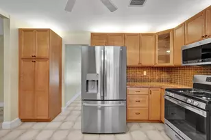 640 SW 62nd Ave, Plantation, FL 33317 - Photo 9