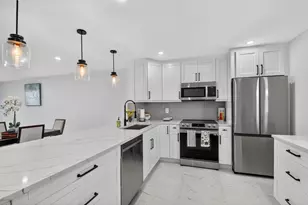 2300 NE 1st Ln, Boynton Beach, FL 33435 - Photo 3