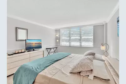 1147 Hillsboro Mile #408, Pompano Beach, FL 33062 - Photo 33