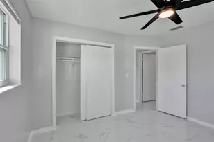 260 NE 41st St, Oakland Park, FL 33334 - Photo 21