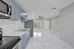 260 NE 41st St, Oakland Park, FL 33334 - Photo 1