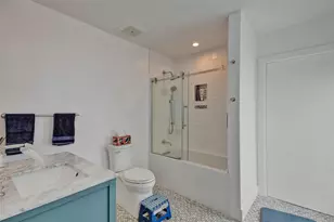 3991 N 41st Ct, Hollywood, FL 33021 - Photo 17