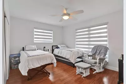 3991 N 41st Court, Hollywood, FL 33021 - Photo 23